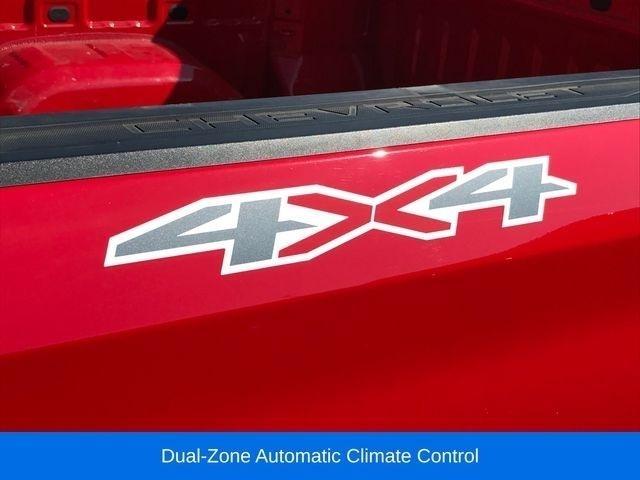 Chevrolet Silverado 1500 LT-L Crew Cab 4WD 2025