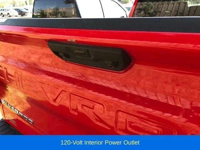 Chevrolet Silverado 1500 LT-L Crew Cab 4WD 2025