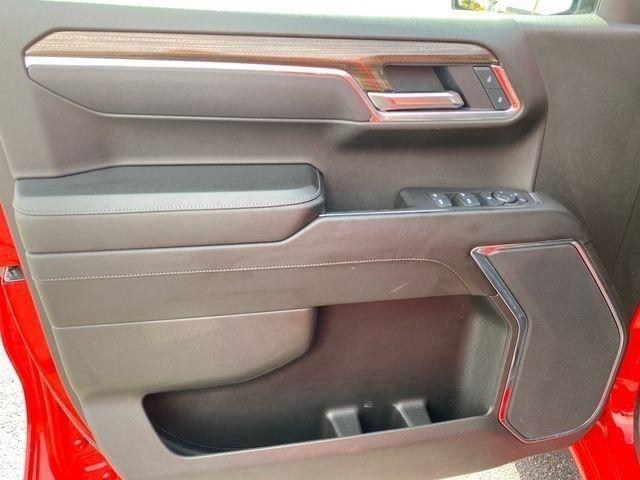 Chevrolet Silverado 1500 LT-L Crew Cab 4WD 2025