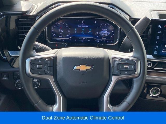 Chevrolet Silverado 1500 LT-L Crew Cab 4WD 2024