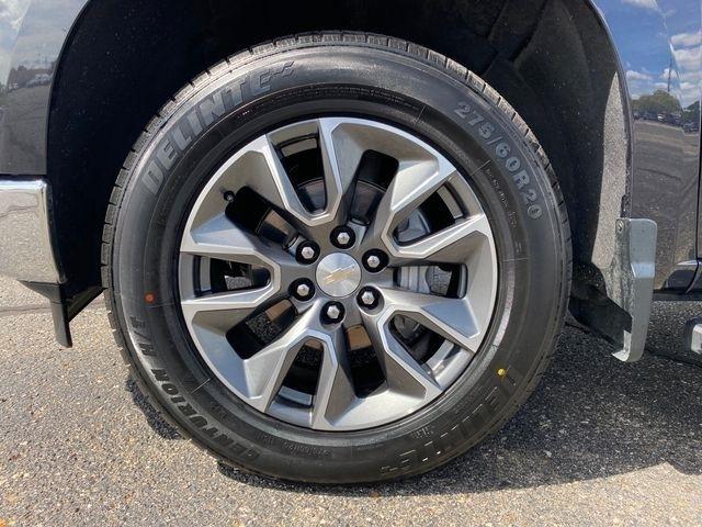 Chevrolet Silverado 1500 LT-L Crew Cab 4WD 2024
