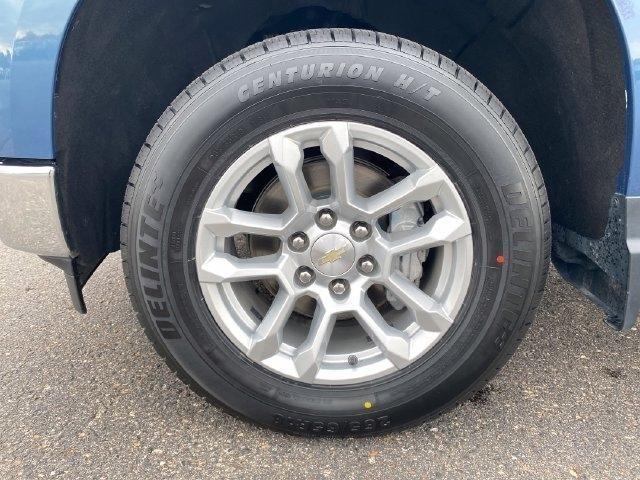 Chevrolet Silverado 1500 LT-L Crew Cab 4WD 2024