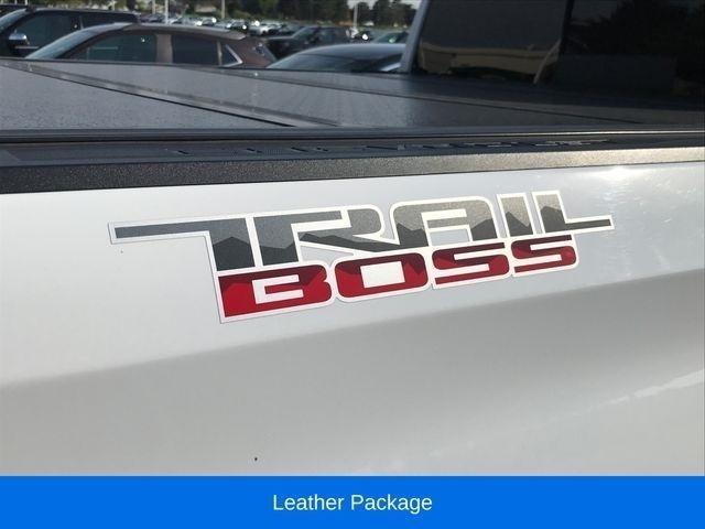Chevrolet Silverado 1500 Trail Boss LT Crew Cab 4WD 2022