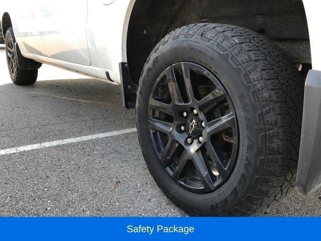 Chevrolet Silverado 1500 Trail Boss LT Crew Cab 4WD 2022