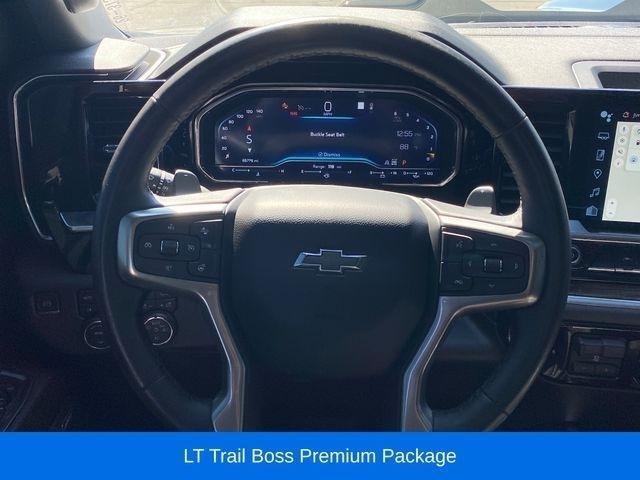 Chevrolet Silverado 1500 Trail Boss LT Crew Cab 4WD 2022