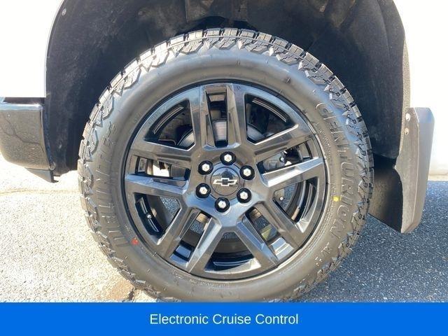 Chevrolet Silverado 1500 Trail Boss LT Crew Cab 4WD 2022