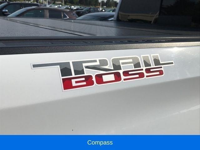 Chevrolet Silverado 1500 Trail Boss LT Crew Cab 4WD 2022