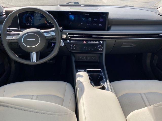 Hyundai Sonata SEL 2025