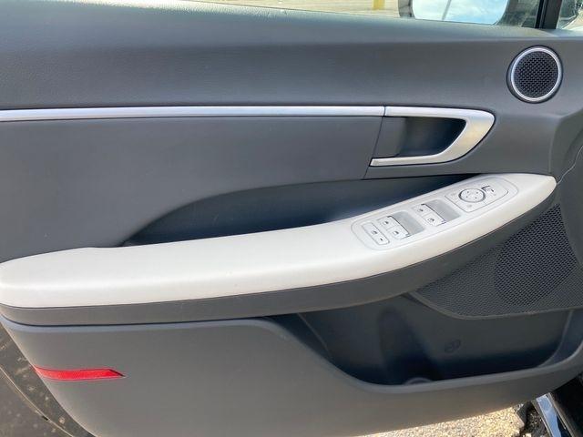 Hyundai Sonata SEL 2025