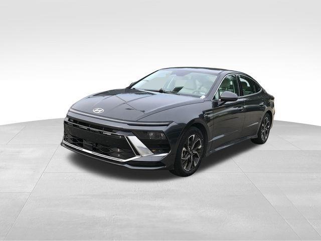 Hyundai Sonata SEL 2025