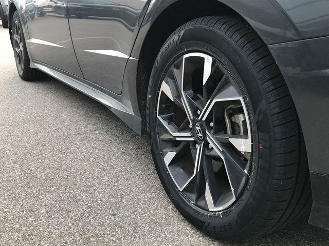 Hyundai Sonata SEL 2025