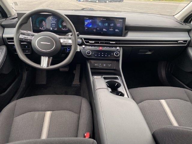 Hyundai Sonata SEL 2025