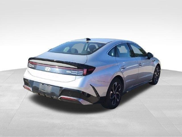 Hyundai Sonata SEL 2025