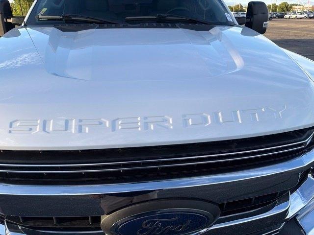 Ford F-350 SD XL Crew Cab Long Bed 4WD 2020