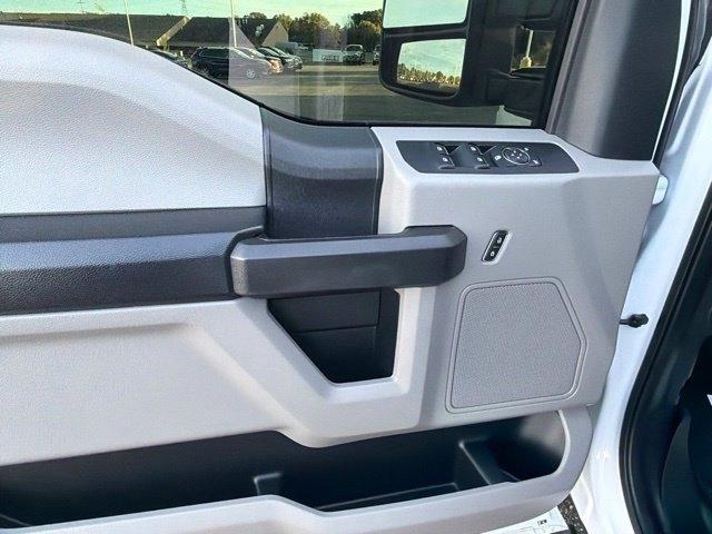 Ford F-350 SD XL Crew Cab Long Bed 4WD 2020