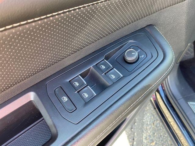Volkswagen Atlas SE w/Technology 4MOTION 2024