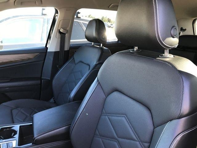 Volkswagen Atlas SE w/Technology 4MOTION 2024
