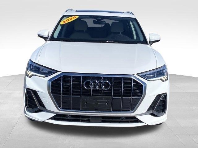 Audi Q3 S line Premium quattro 2025