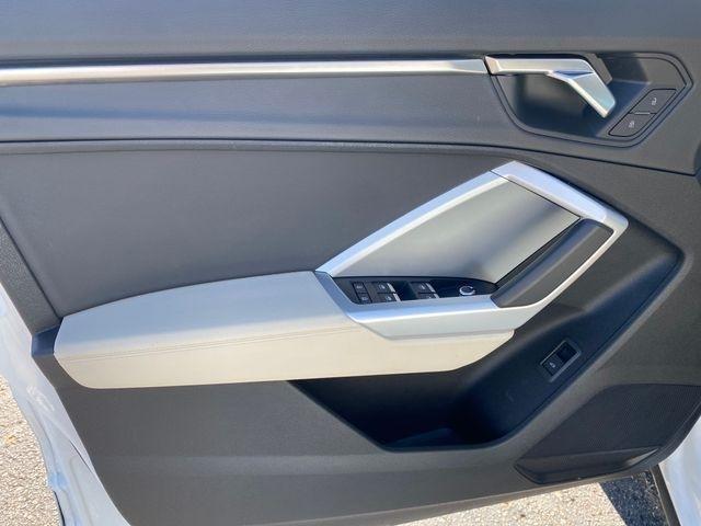 Audi Q3 S line Premium quattro 2025