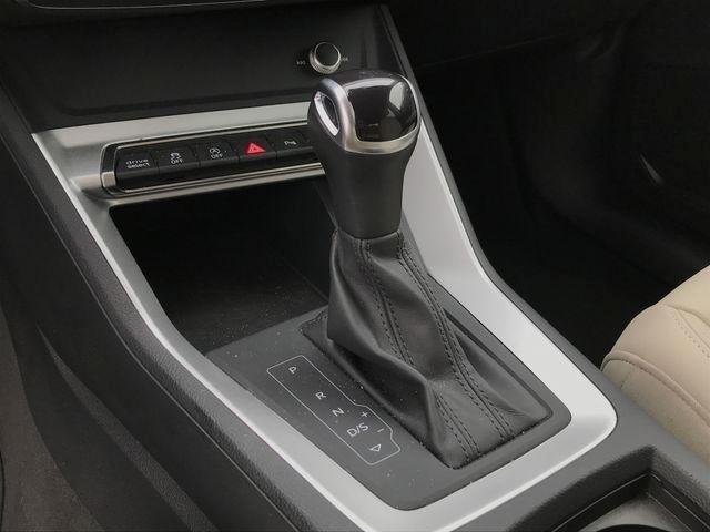 Audi Q3 S line Premium quattro 2025