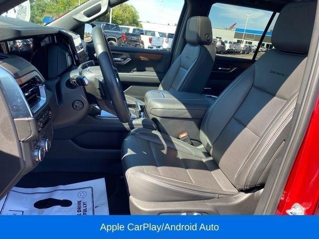 GMC Yukon Denali 4WD 2025