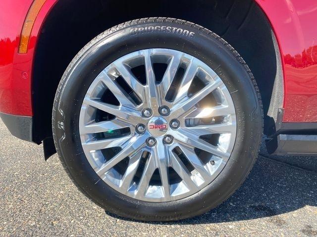 GMC Yukon Denali 4WD 2025