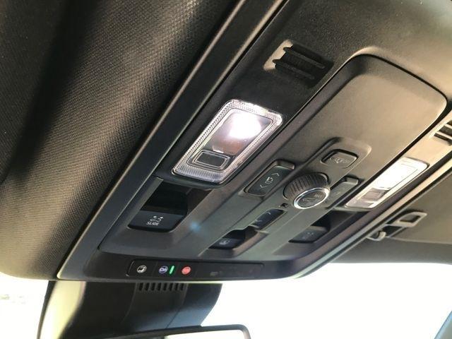 GMC Yukon Denali 4WD 2025