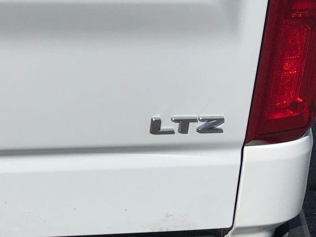 Chevrolet Silverado 1500 LTZ Crew Cab 4WD 2024