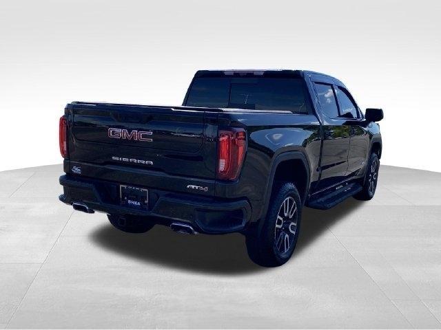 GMC Sierra 1500 AT4 Crew Cab 4WD 2025
