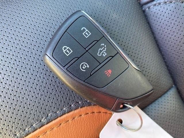 GMC Sierra 1500 AT4 Crew Cab 4WD 2025