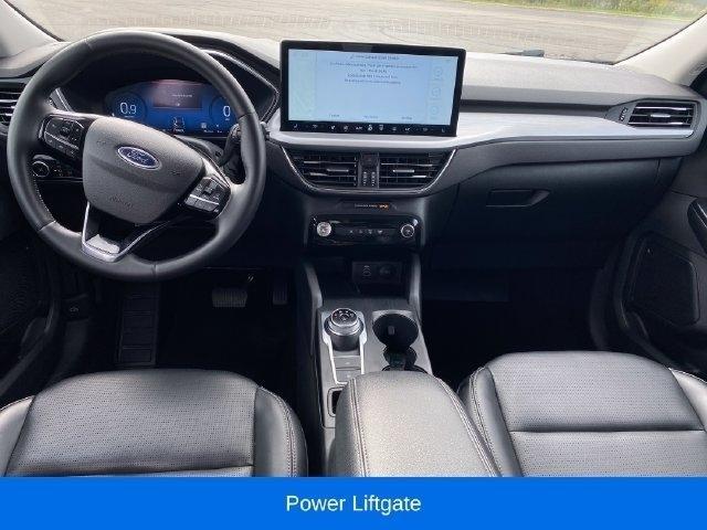 Ford Escape Platinum AWD 2025