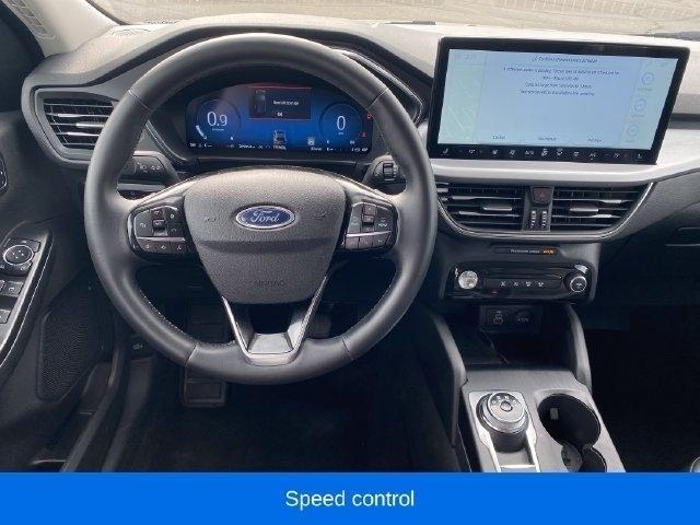 Ford Escape Platinum AWD 2025