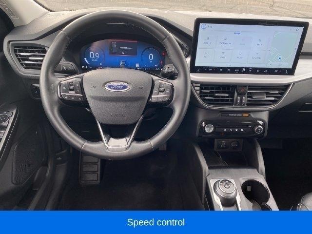 Ford Escape Platinum AWD 2025