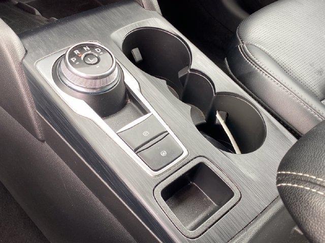 Ford Escape Platinum AWD 2025