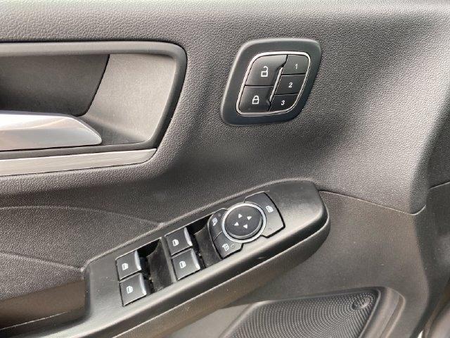 Ford Escape Platinum AWD 2025