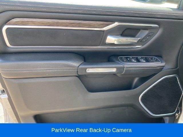 RAM 1500 Laramie Crew Cab SWB 4WD 2020