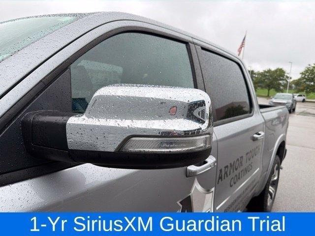 RAM 1500 Laramie Crew Cab SWB 4WD 2020