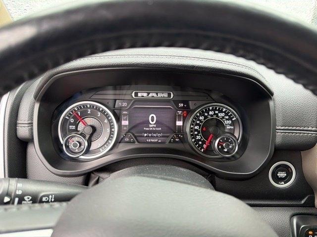 RAM 1500 Laramie Crew Cab SWB 4WD 2020