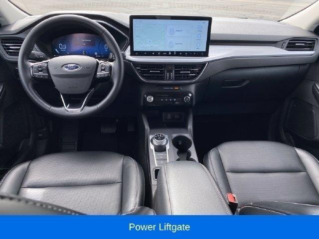 Ford Escape Platinum AWD 2025