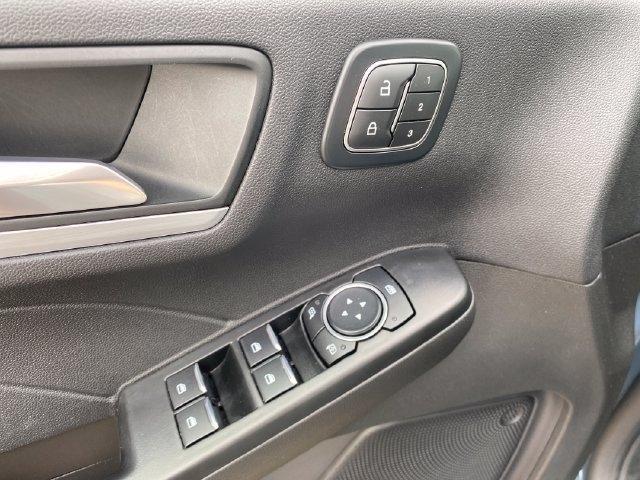 Ford Escape Platinum AWD 2025