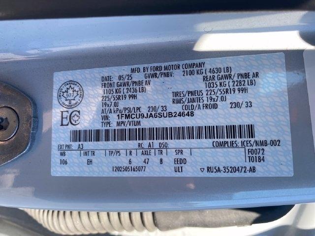 Ford Escape Platinum AWD 2025