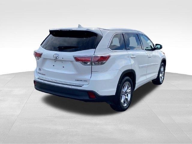 Toyota Highlander Limited AWD V6 2016
