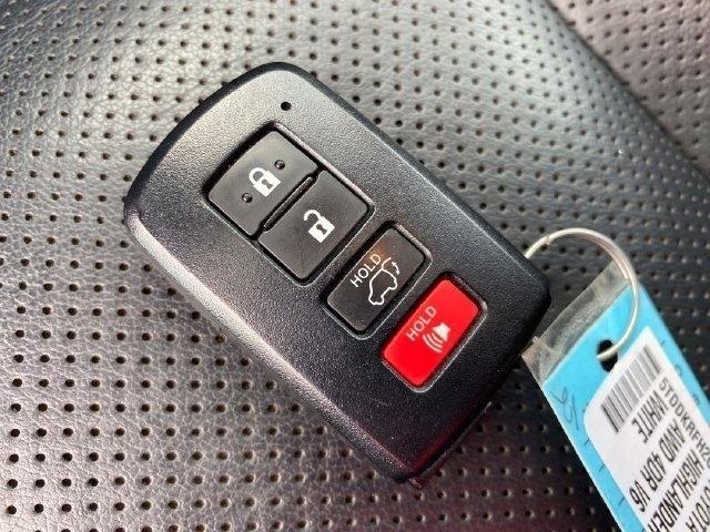 Toyota Highlander Limited AWD V6 2016