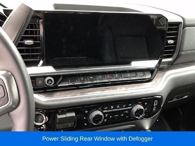 Chevrolet Silverado 2500HD LTZ Crew Cab Long Box 4WD 2025