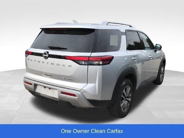 Nissan Pathfinder SL 4WD 2025