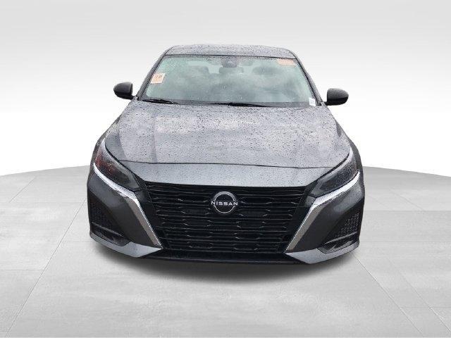 Nissan Altima 2.5 SV 2025