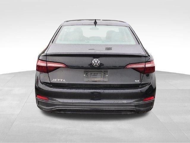 Volkswagen Jetta SE 2024