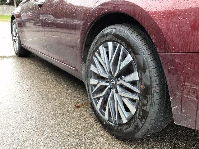 Nissan Altima 2.5 SV 2025