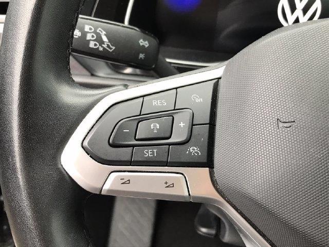 Volkswagen Jetta SE 2024