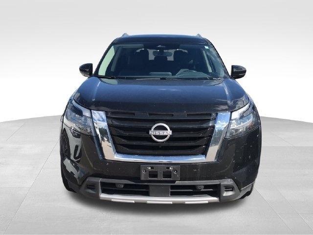 Nissan Pathfinder SL 4WD 2025